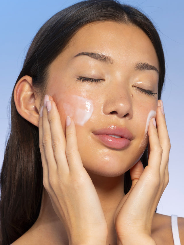 LIPOCLEAN GEL CON OLIO DI JOJOBA, OLIO DI VINACCIOLI ED ESTRATTO DI CALENDULA